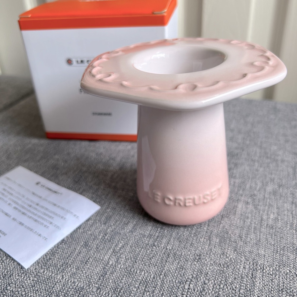 Le Creuset Snow Ring Flower Vase (Shell Pink)